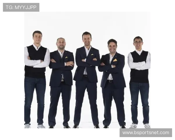 意甲排球队服款式设计与品牌合作一览